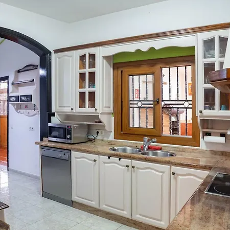 Ity House - * Playa Honda (Lanzarote)