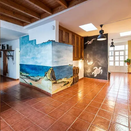 Ity House *